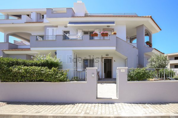 appartamento in vendita a Castelsardo in zona Lu Bagnu