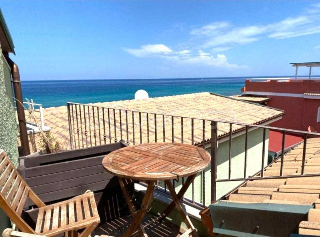 appartamento in vendita a Castelsardo in zona Lu Bagnu