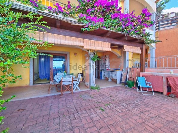 appartamento in vendita a Castelsardo in zona Lu Bagnu