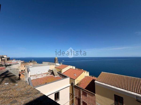 casa indipendente in vendita a Castelsardo