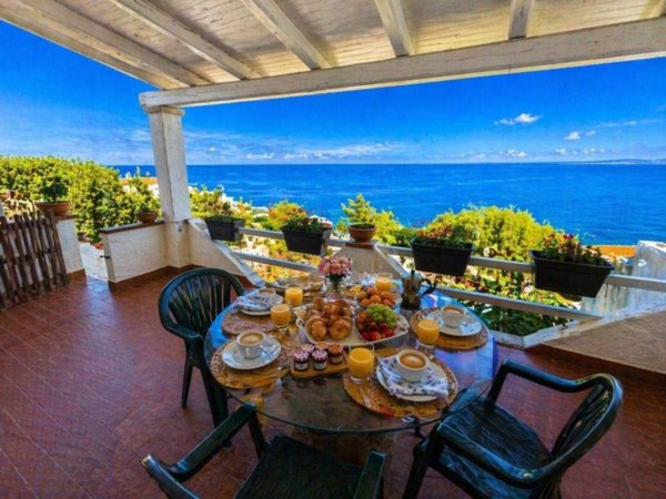 casa indipendente in vendita a Castelsardo
