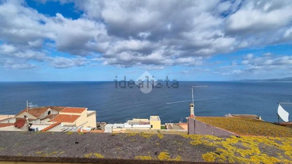 casa indipendente in vendita a Castelsardo