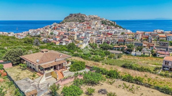 casa indipendente in vendita a Castelsardo