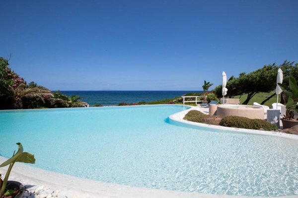 casa indipendente in vendita a Castelsardo in zona Lu Bagnu