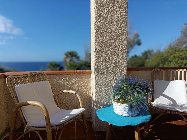 casa indipendente in vendita a Castelsardo in zona Lu Bagnu