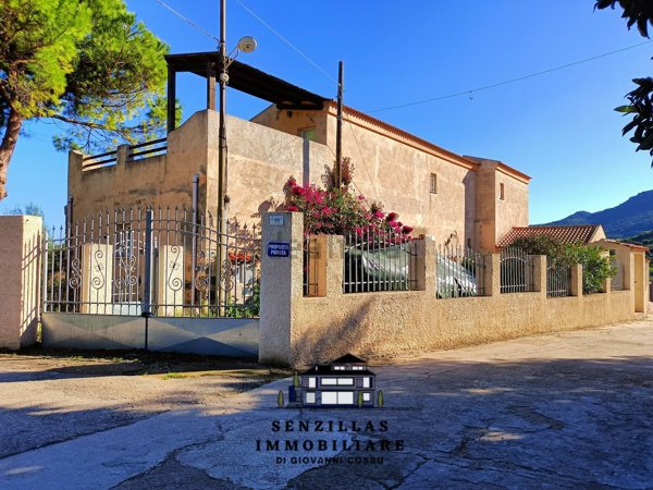 appartamento in vendita a Castelsardo in zona Lu Bagnu