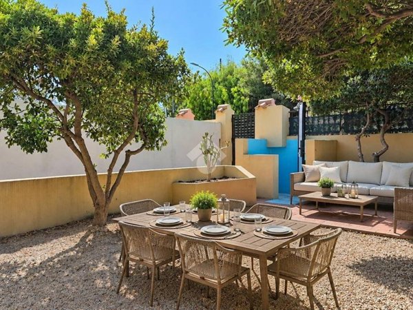 casa indipendente in vendita a Castelsardo in zona Lu Bagnu