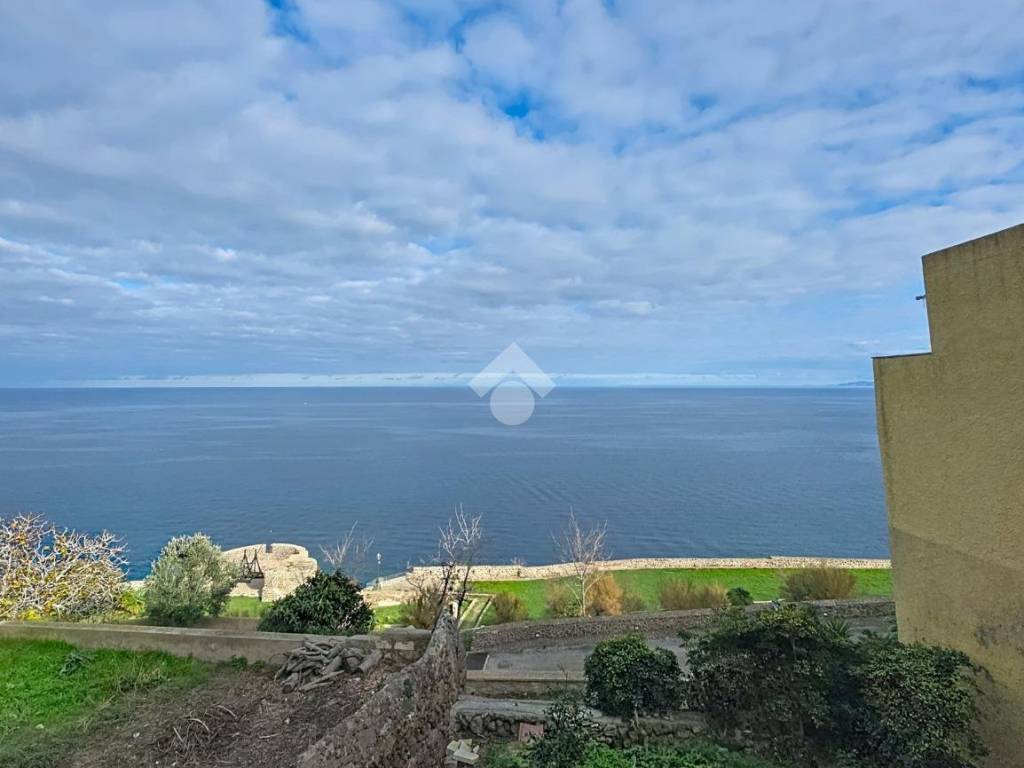 casa indipendente in vendita a Castelsardo