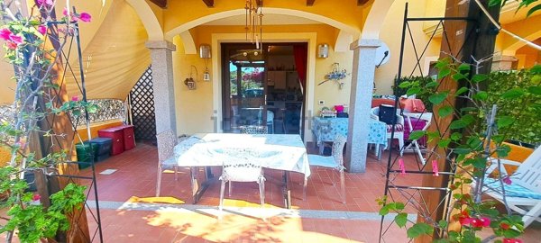 appartamento in vendita a Castelsardo in zona Lu Bagnu