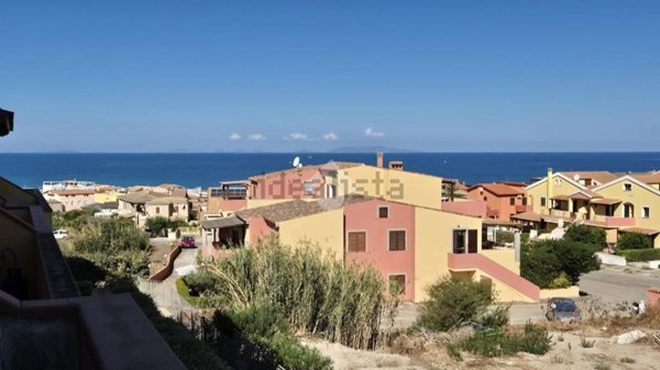 appartamento in vendita a Castelsardo in zona Lu Bagnu