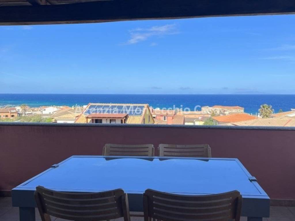 appartamento in vendita a Castelsardo in zona Lu Bagnu