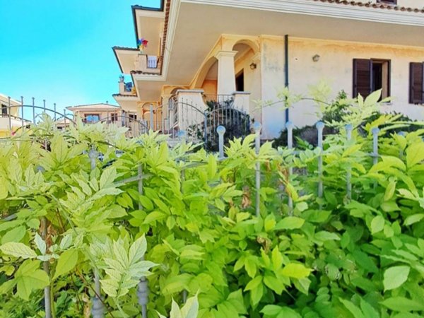 appartamento in vendita a Castelsardo in zona Lu Bagnu