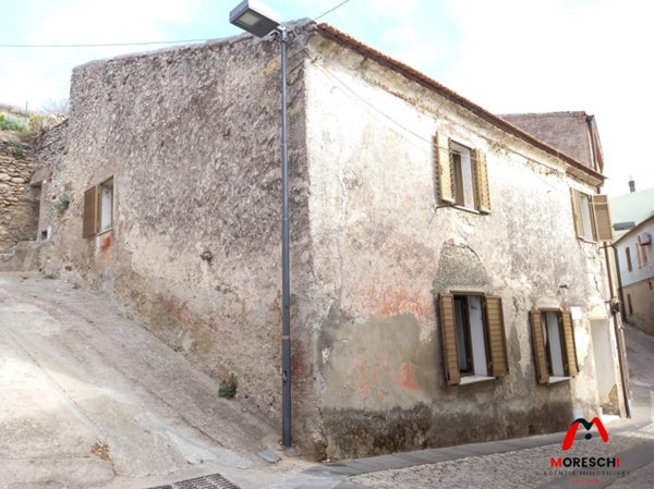 casa indipendente in vendita a Chiaramonti