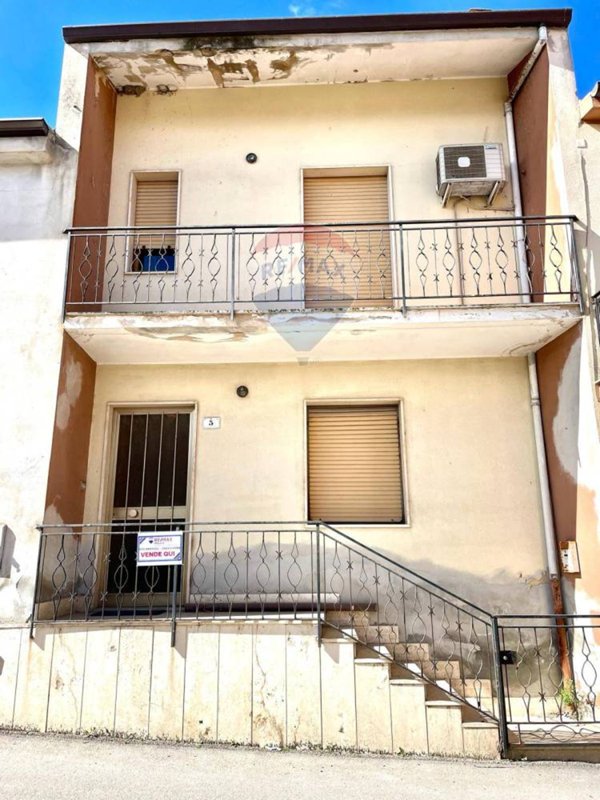 casa indipendente in vendita a Codrongianos