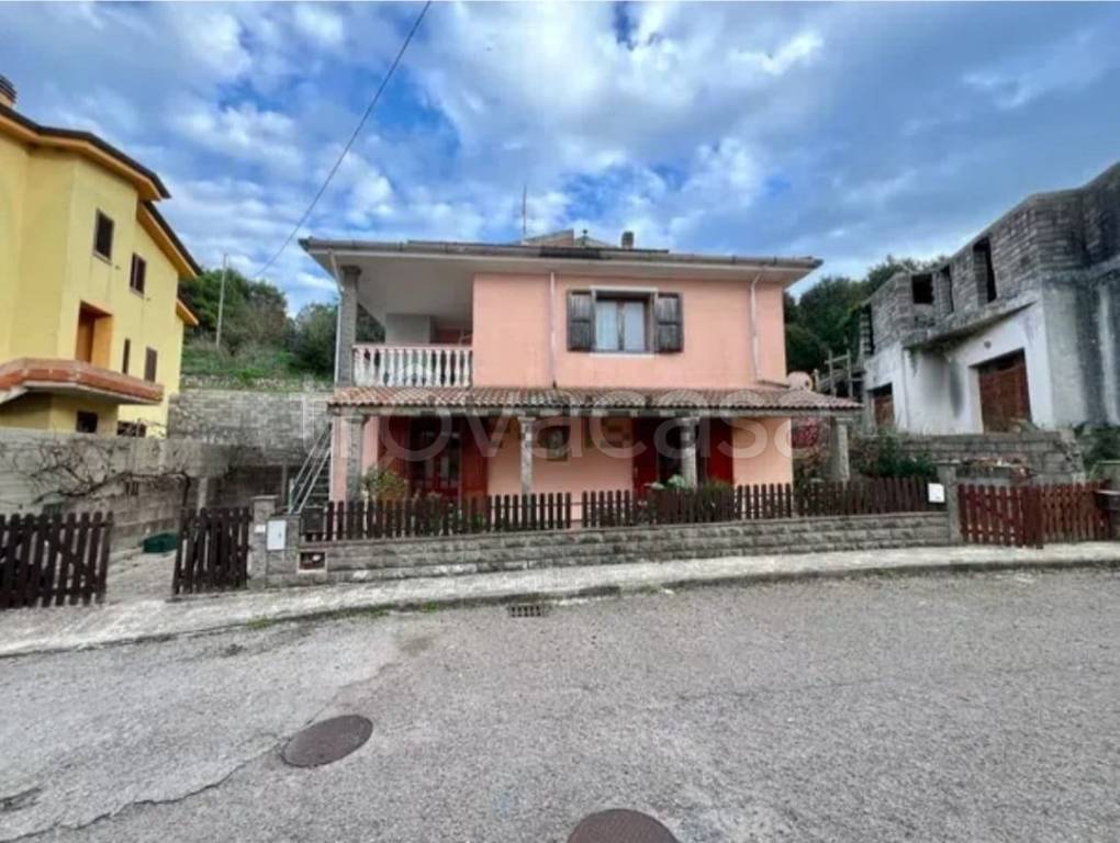 casa indipendente in vendita a Codrongianos