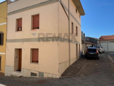 casa semindipendente in vendita a Florinas