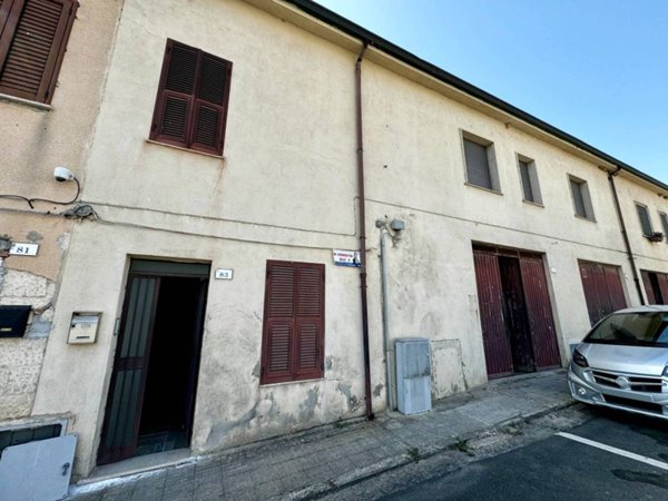 casa indipendente in vendita a Florinas