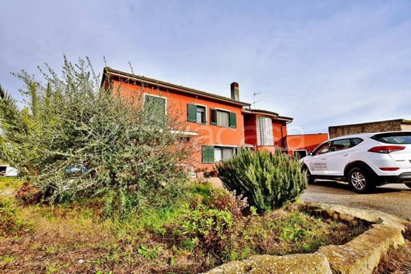 casa indipendente in vendita a Florinas