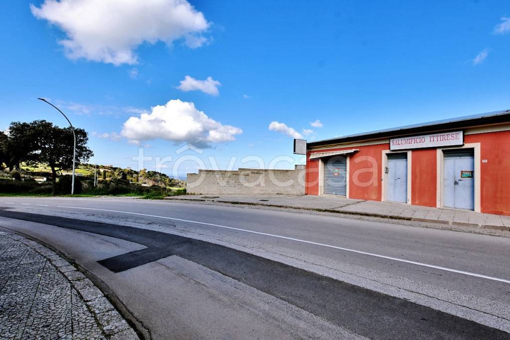 negozio in vendita ad Ittiri