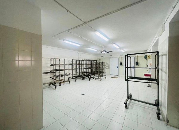 locale commerciale in vendita ad Ittiri