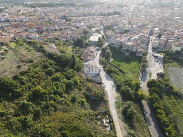 terreno edificabile in vendita ad Ittiri