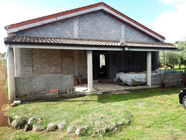 casa indipendente in vendita ad Ittiri