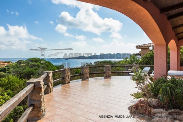 casa indipendente in vendita a La Maddalena