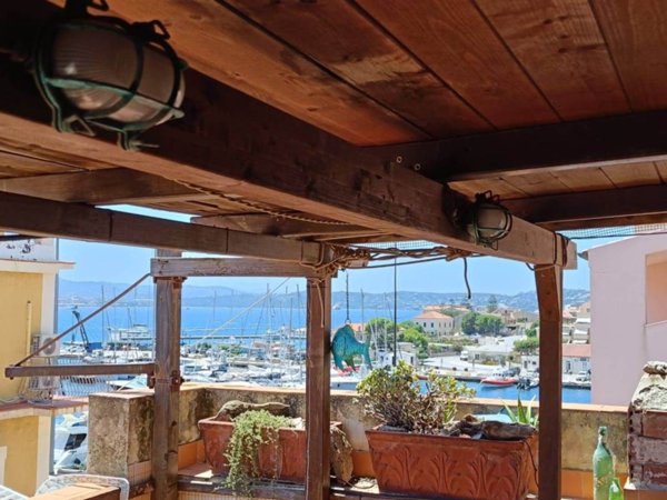 appartamento in vendita a La Maddalena