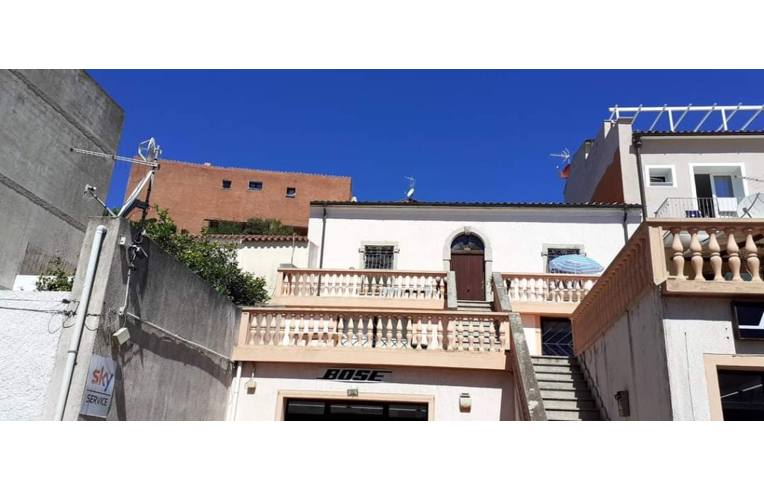 casa indipendente in vendita a La Maddalena