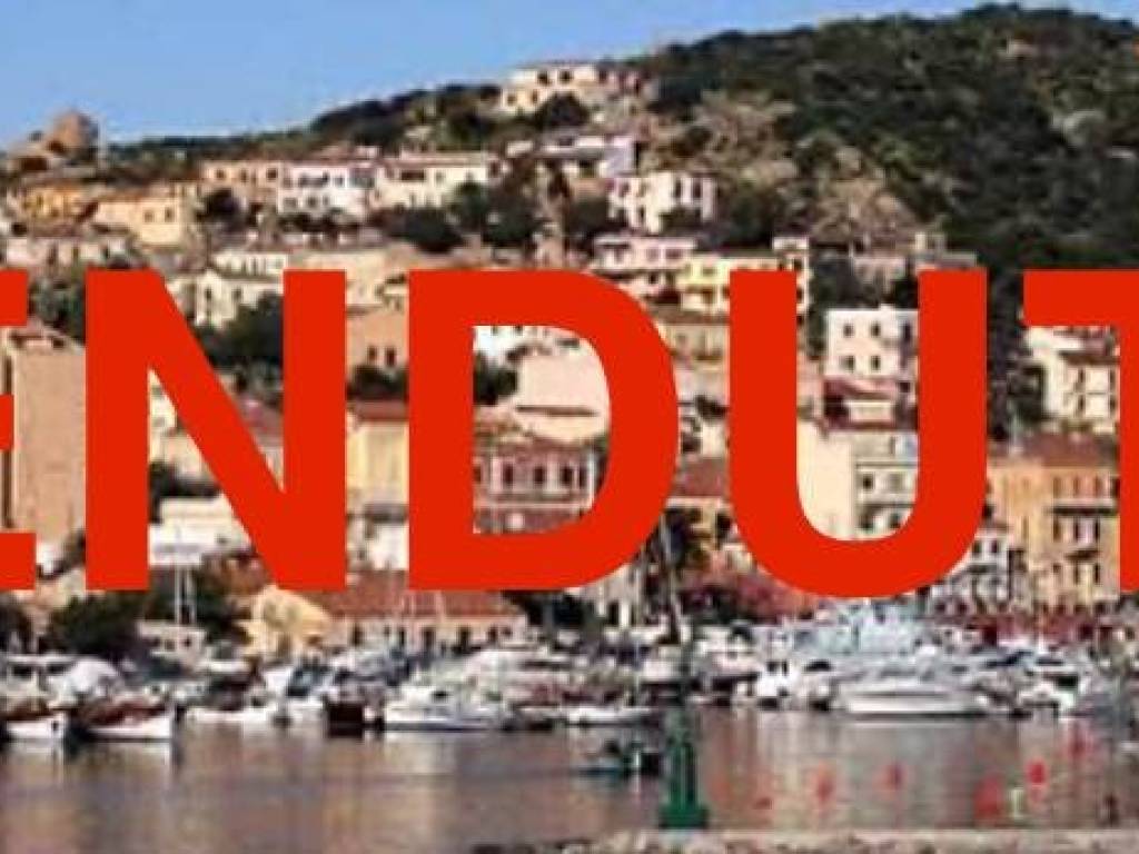 casa indipendente in vendita a La Maddalena