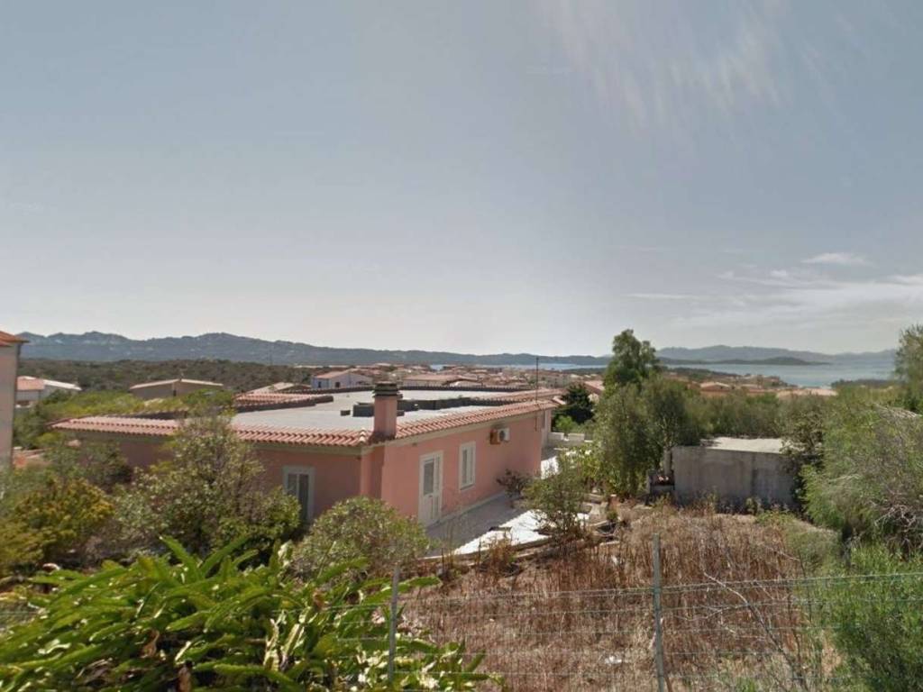 casa indipendente in vendita a La Maddalena in zona Moneta
