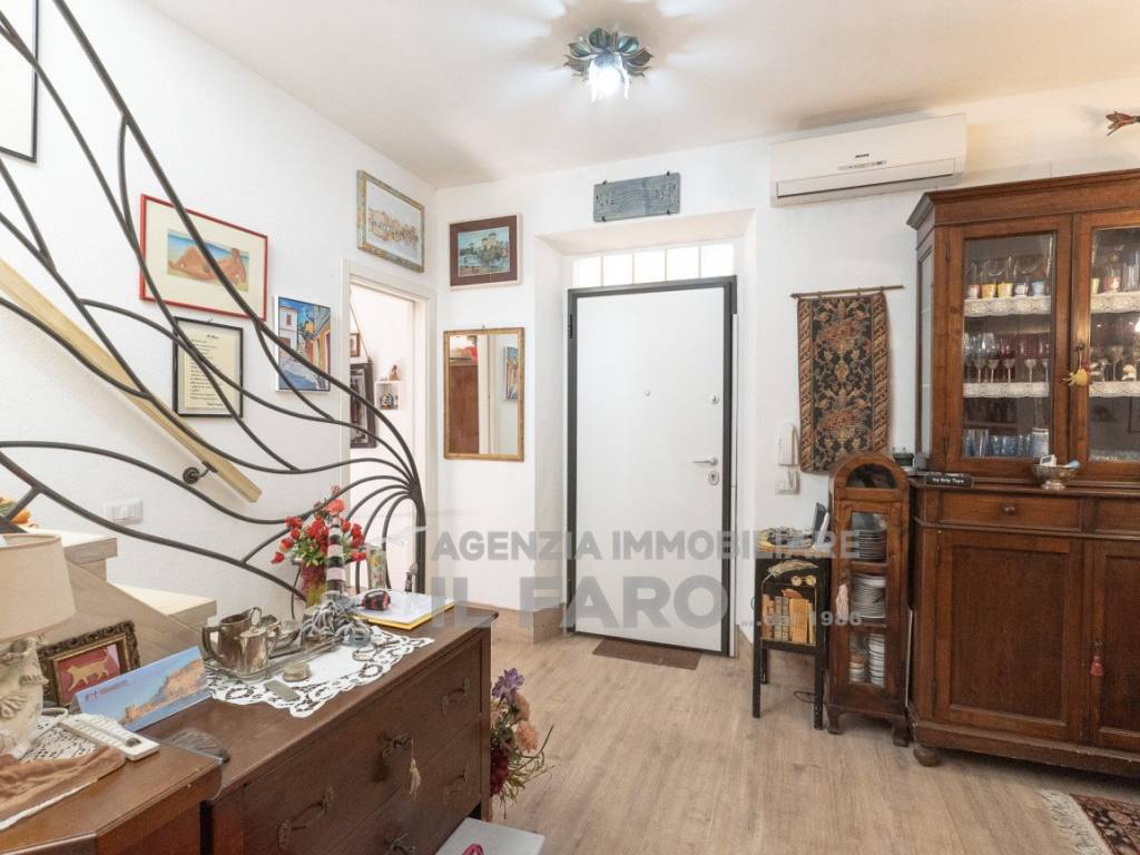 casa indipendente in vendita a La Maddalena