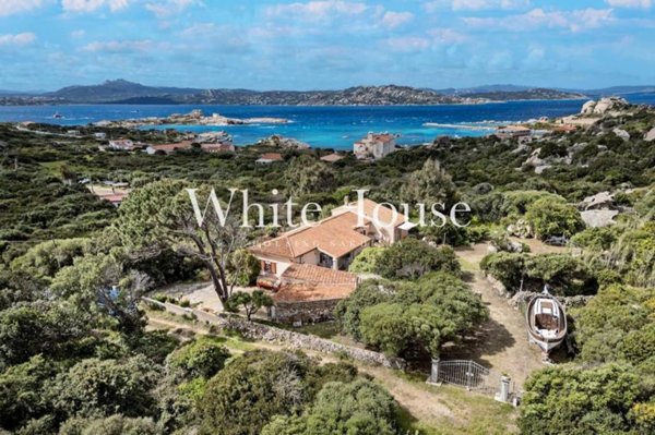 casa indipendente in vendita a La Maddalena