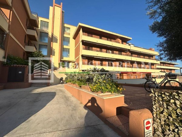 appartamento in vendita a La Maddalena in zona Moneta