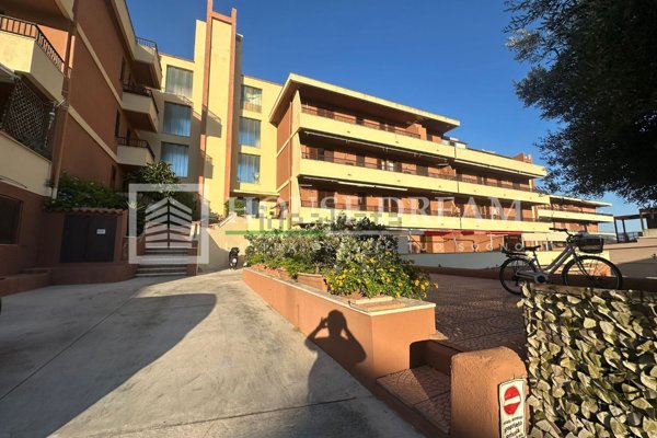 appartamento in vendita a La Maddalena in zona Moneta