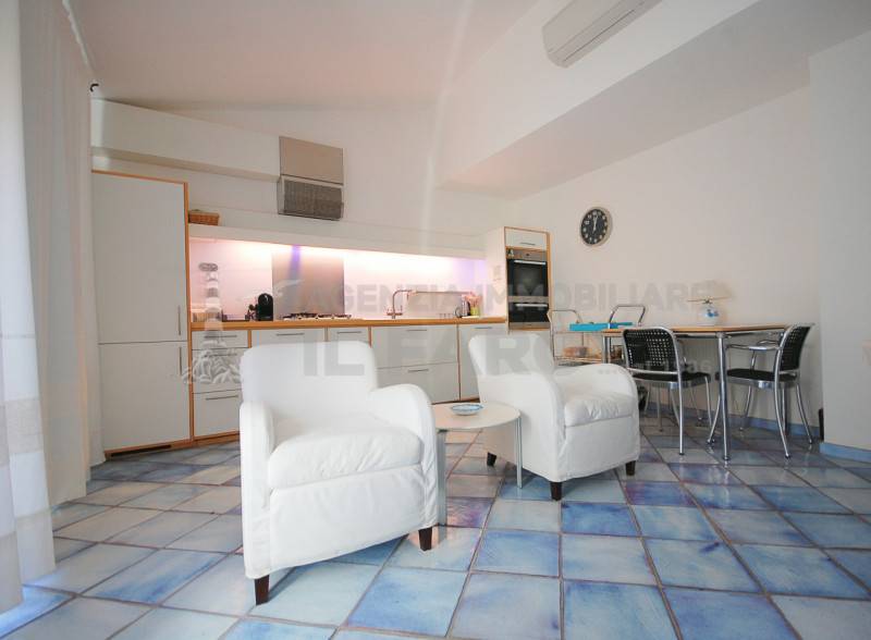 appartamento in vendita a La Maddalena