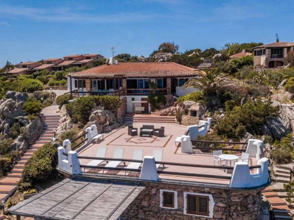 casa indipendente in vendita a La Maddalena
