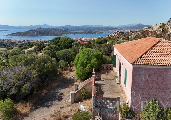 casa indipendente in vendita a La Maddalena