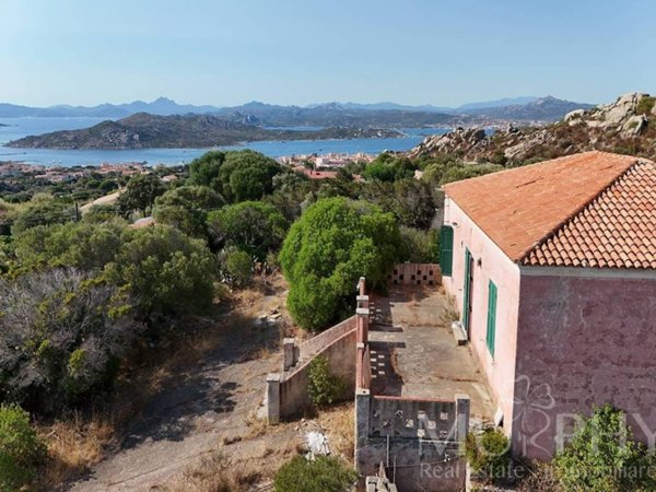 casa indipendente in vendita a La Maddalena