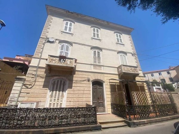 appartamento in vendita a La Maddalena