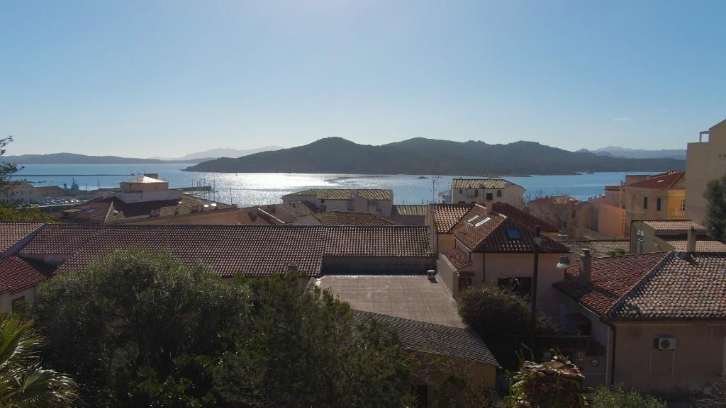 casa indipendente in vendita a La Maddalena