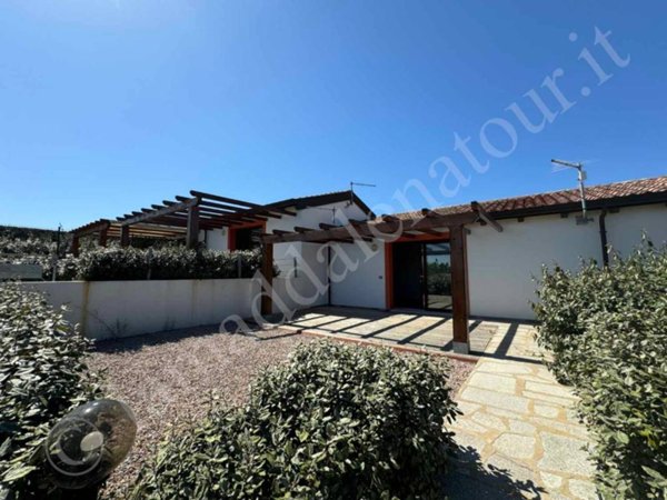 casa indipendente in vendita a La Maddalena in zona Moneta