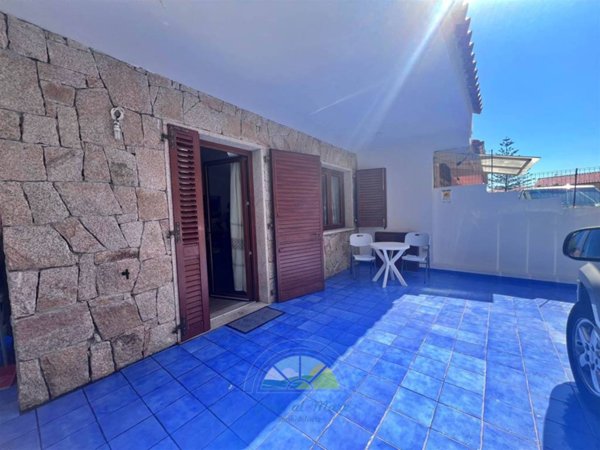 casa indipendente in vendita a La Maddalena in zona Moneta