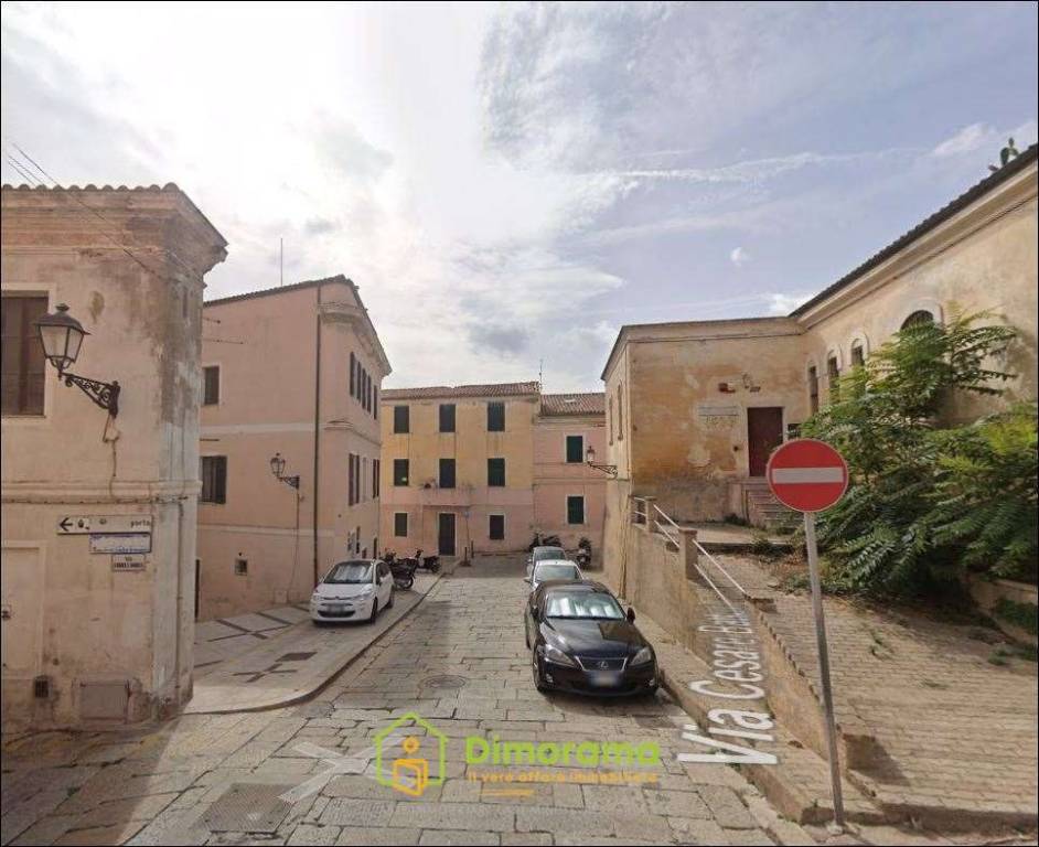 ufficio in vendita a La Maddalena