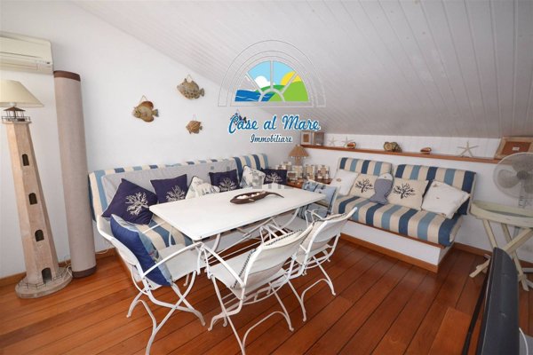 casa indipendente in vendita a La Maddalena