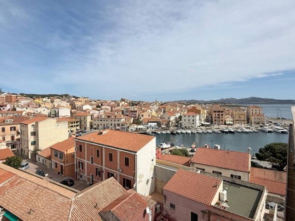 appartamento in vendita a La Maddalena