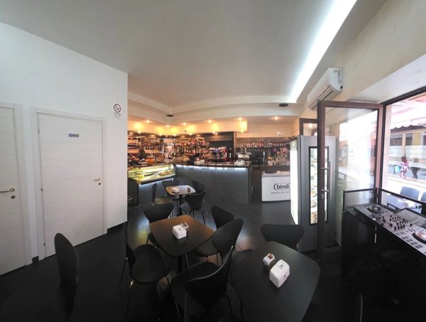 locale commerciale in vendita a La Maddalena