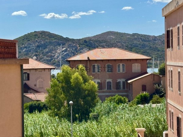 appartamento in vendita a La Maddalena