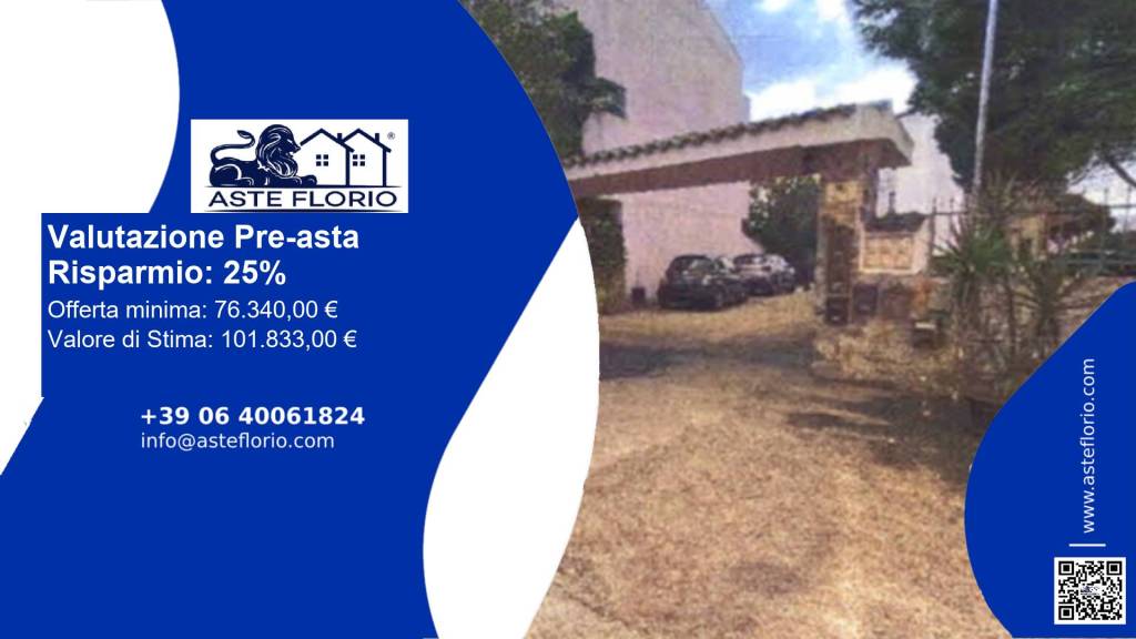 appartamento in vendita a La Maddalena in zona Moneta