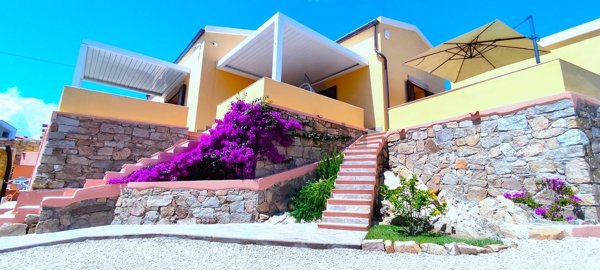 casa indipendente in vendita a La Maddalena